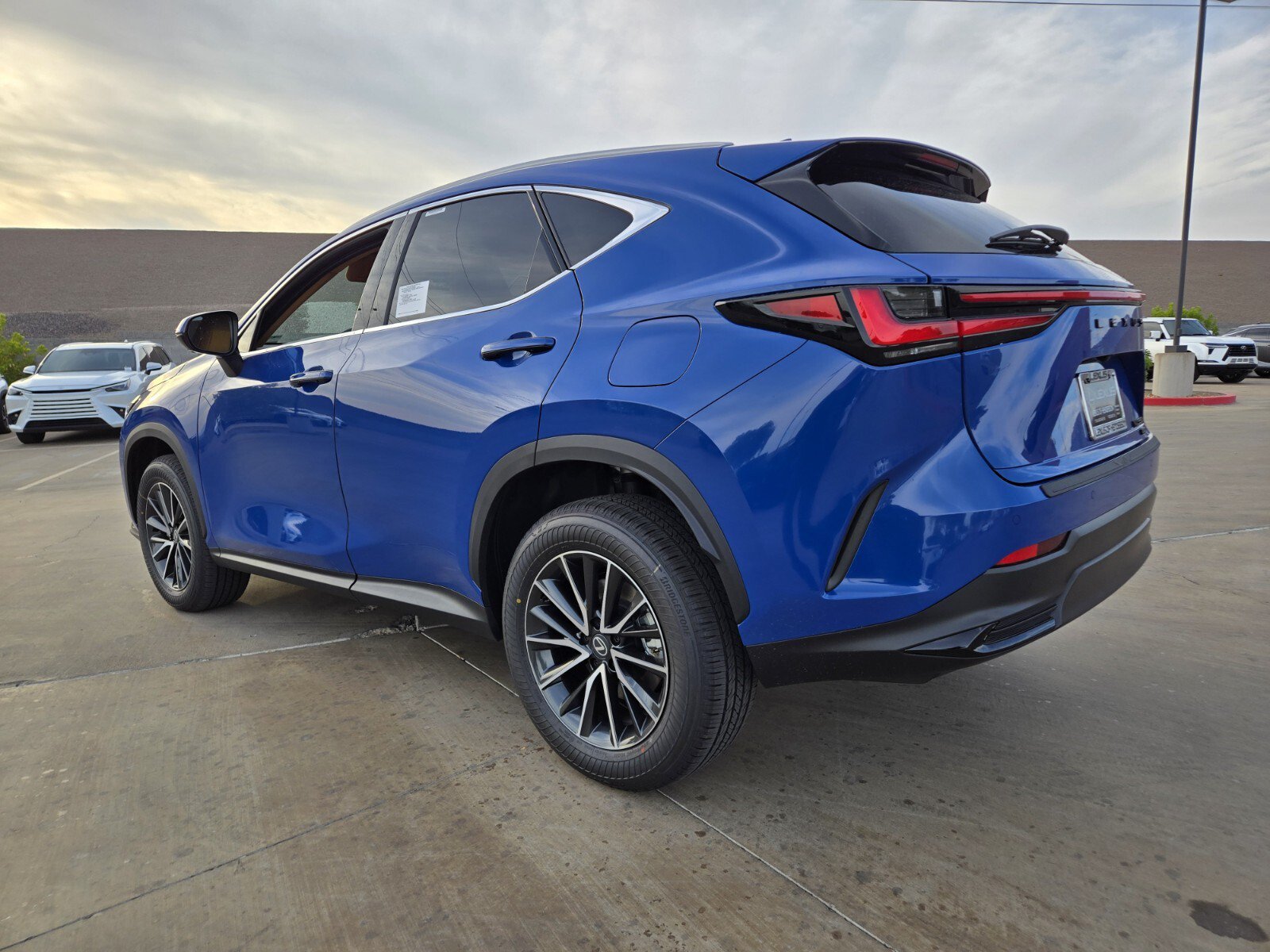 New 2026 Lexus NX 350h AWD w/ Premium Package image 4