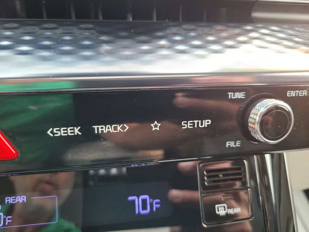 Used 2023 Kia Carnival SX Prestige FWD image 35