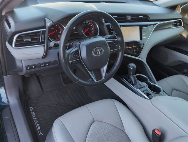 Used 2018 Toyota Camry XSE image 10