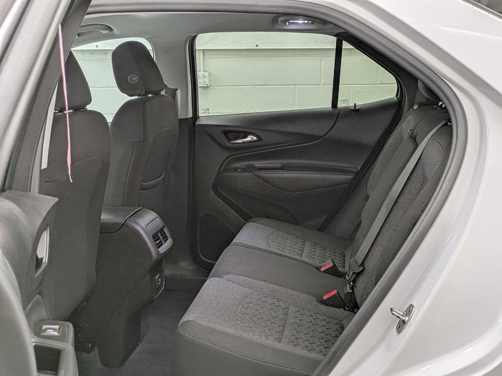 Used 2024 Chevrolet Equinox LT AWD/4WD image 23