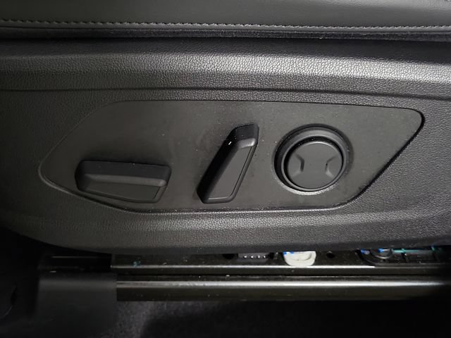 Used 2025 Kia Sorento EX w/ Panoramic Sunroof Package FWD image 18