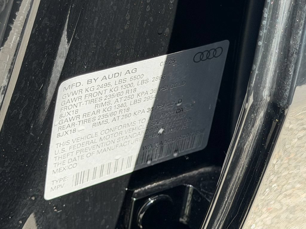Used 2025 Audi Q5 Premium w/ Convenience Package AWD/4WD image 31