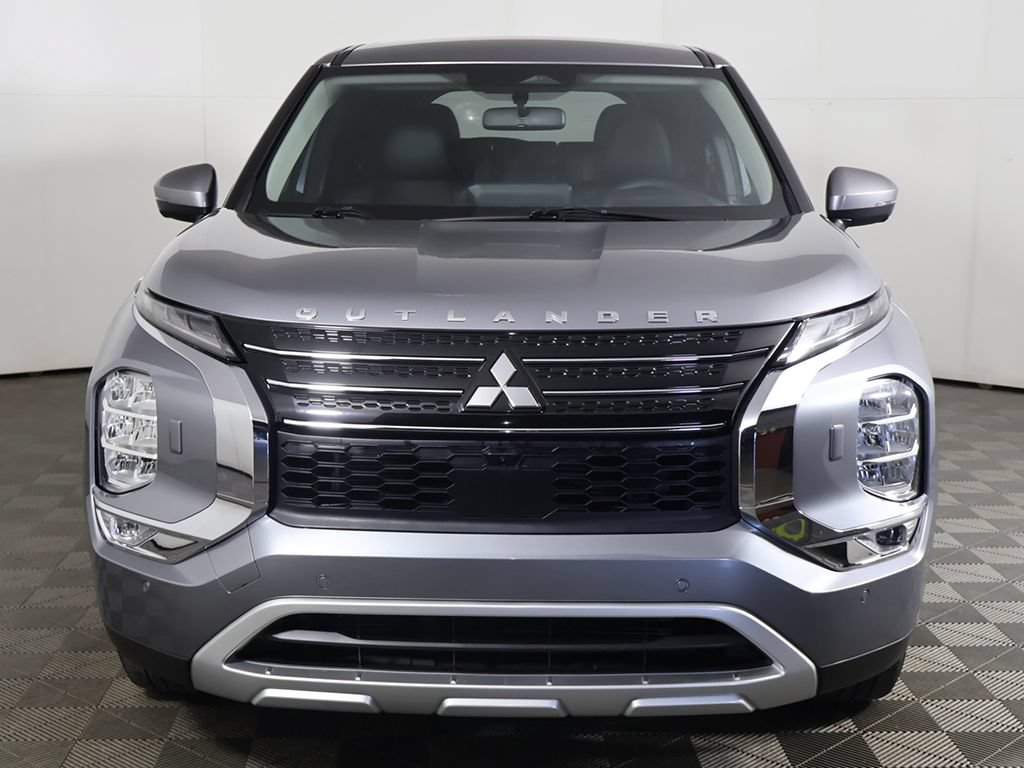 Used 2024 Mitsubishi Outlander SE AWD/4WD image 12