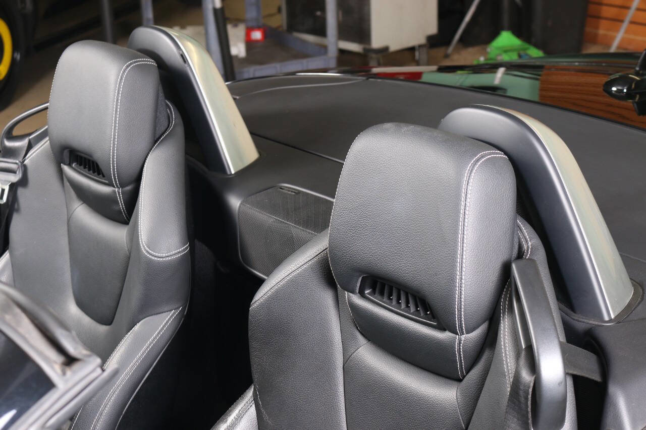 Used 2014 Mercedes-Benz SLK 250 w/ Premium Package image 42