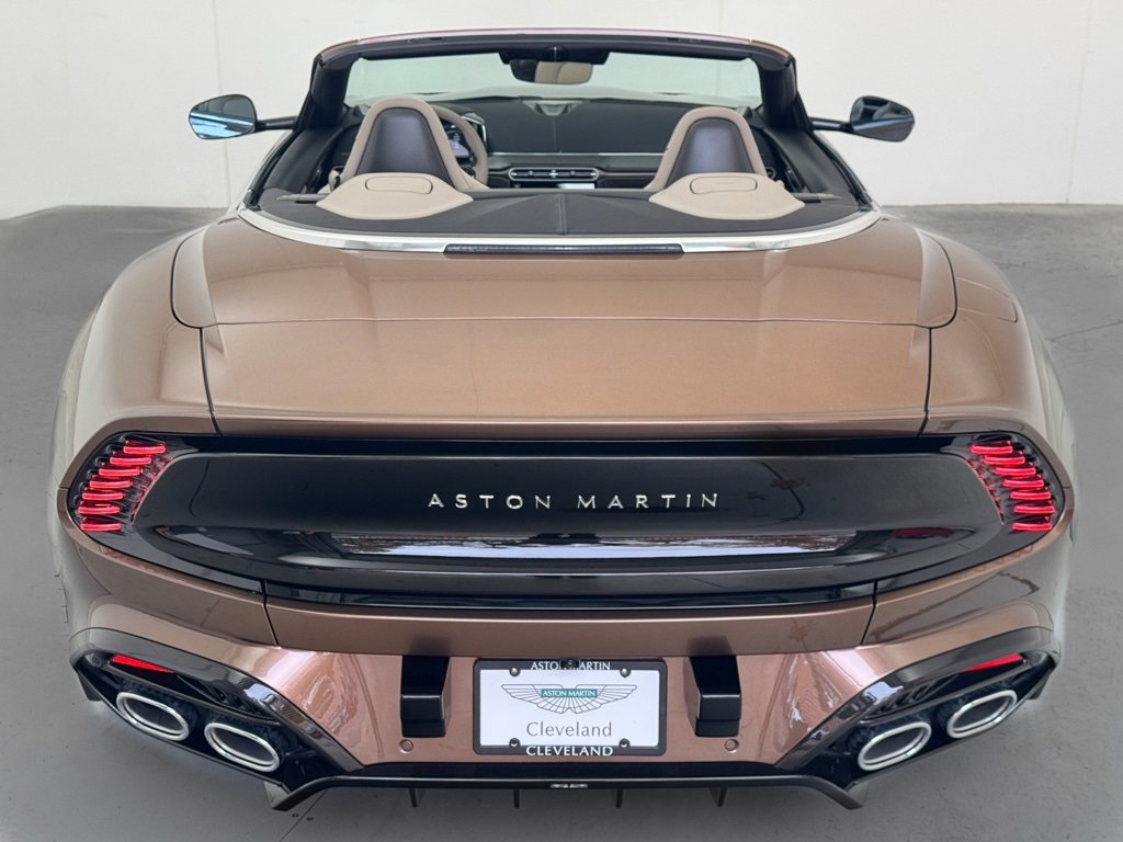 New 2026 Aston Martin Vanquish Convertible image 51