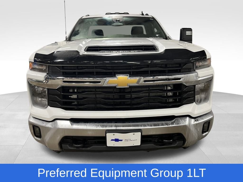 Used 2025 Chevrolet Silverado 3500 LT w/ Convenience Package image 10