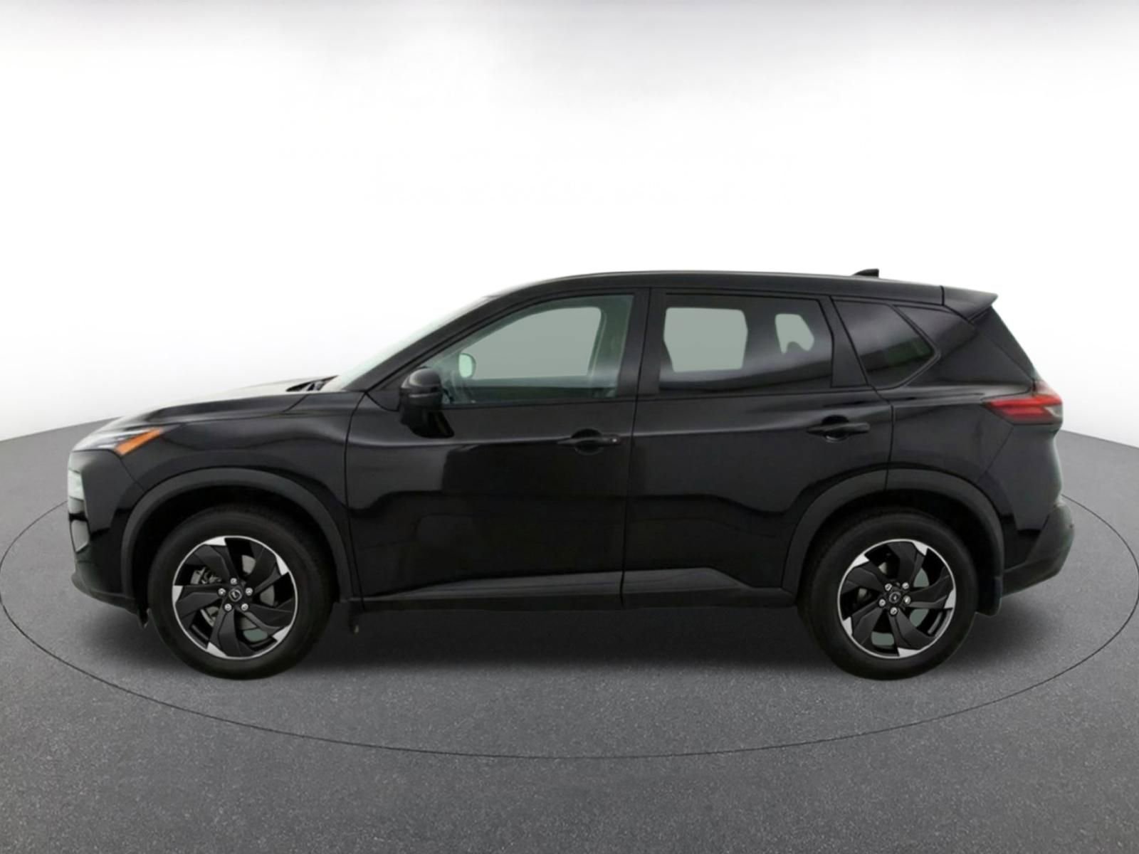 Used 2025 Nissan Rogue SV FWD image 10