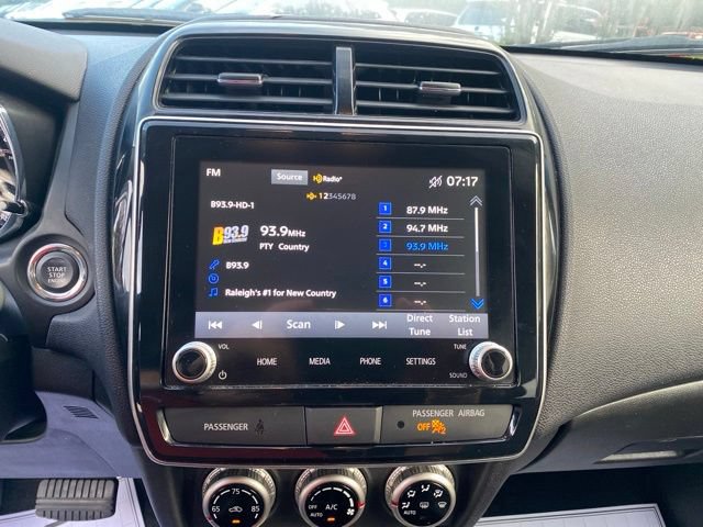 Used 2024 Mitsubishi Outlander Sport SE AWD/4WD image 12