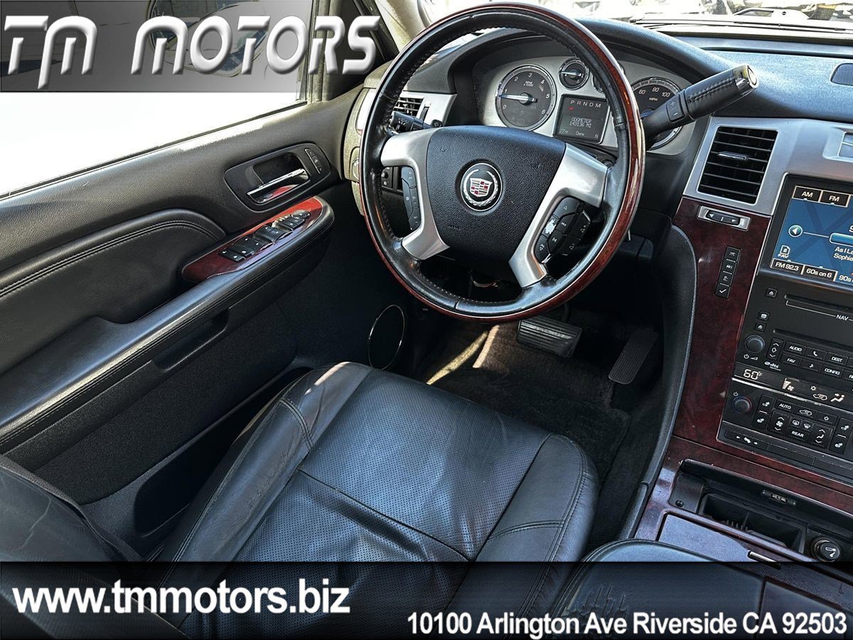 Used 2009 Cadillac Escalade 2WD image 14