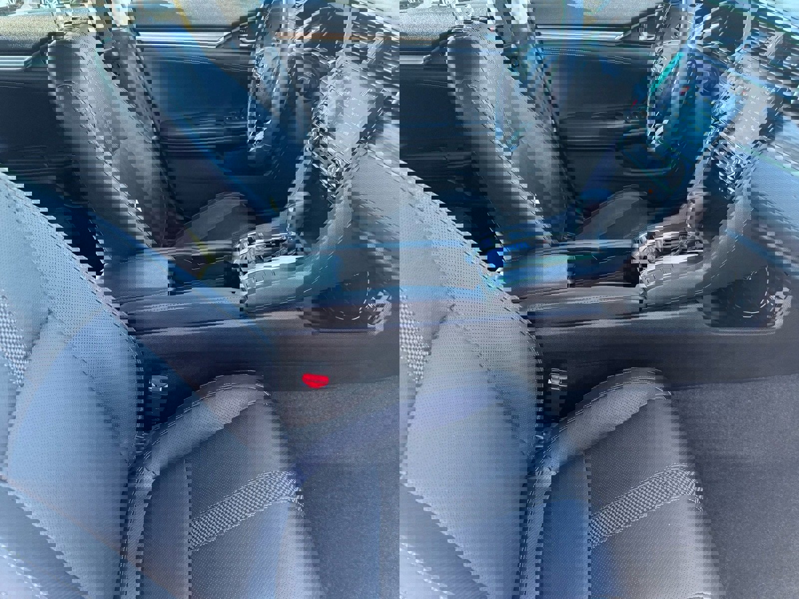 Used 2021 Honda Civic Touring image 32