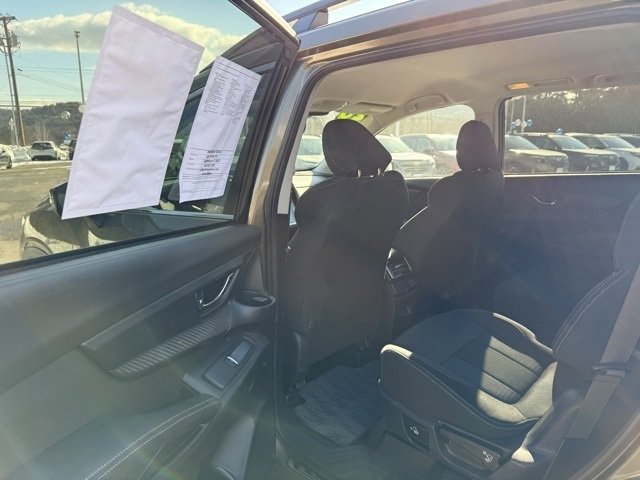 Certified 2023 Subaru Ascent Premium w/ Convenience Package image 18
