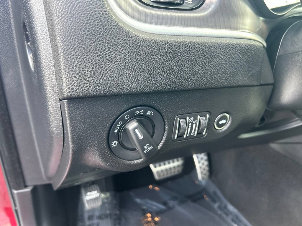 Used 2019 Dodge Charger GT w/ Driver Confidence Group RWD image 34
