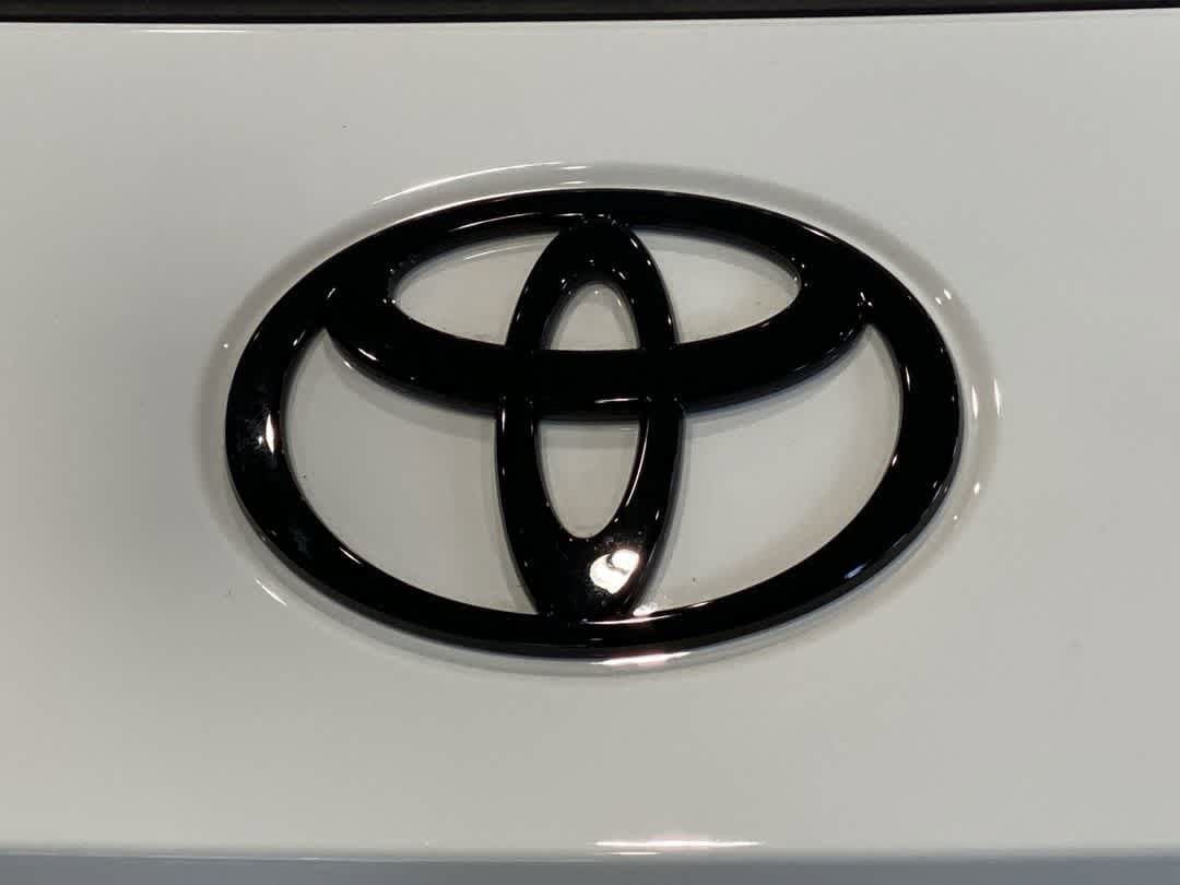 New 2026 Toyota RAV4 SE w/ Convenience Package FWD image 10