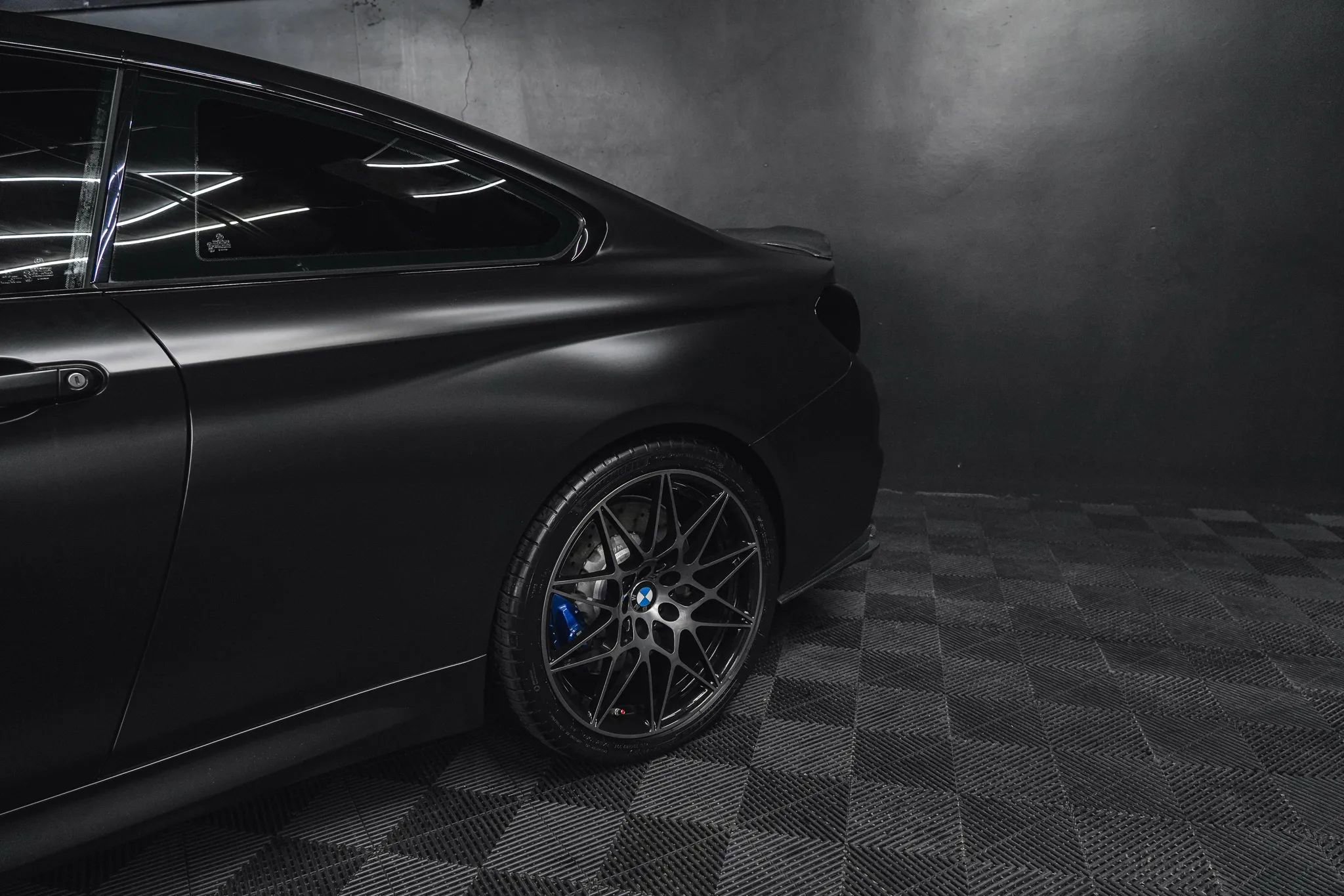 Used 2019 BMW M4 Coupe w/ Competition Package image 6