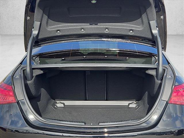 Used 2025 Mercedes-Benz C 300 Sedan image 6