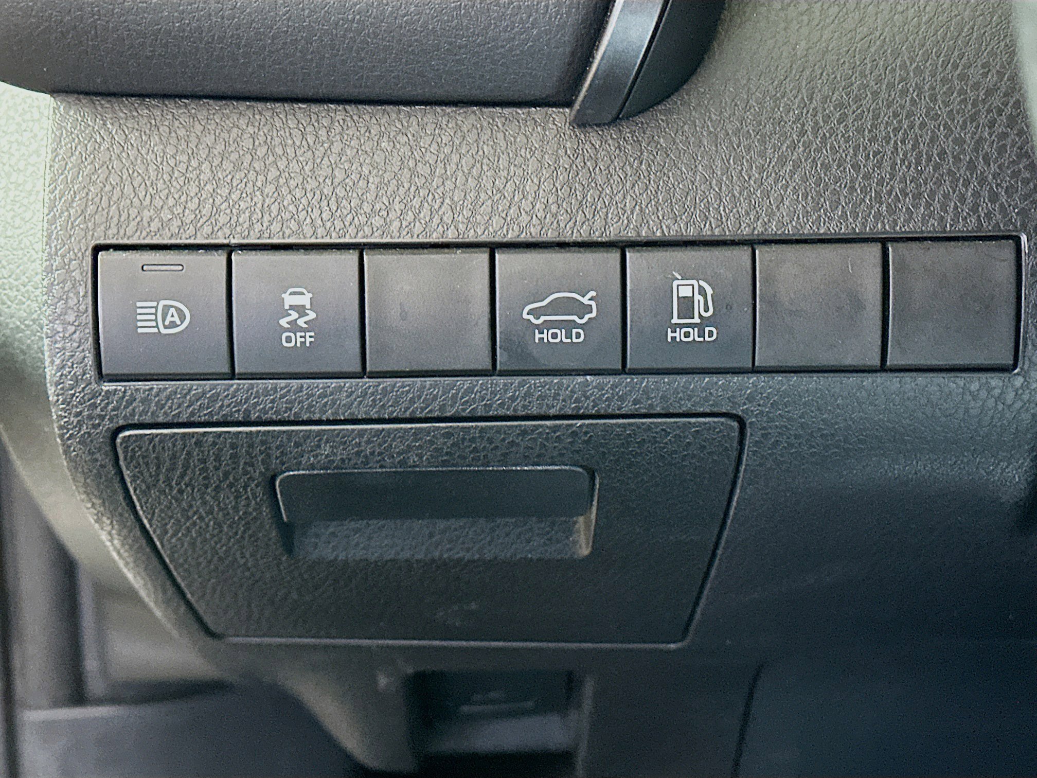 Used 2023 Toyota Camry SE image 16