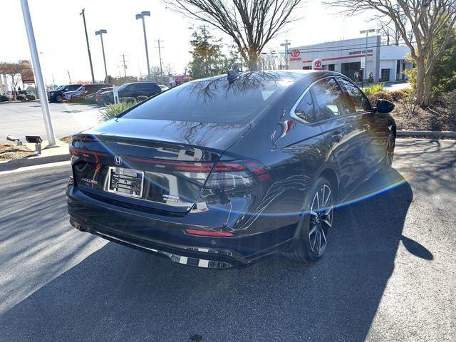 Used 2025 Honda Accord Touring image 8
