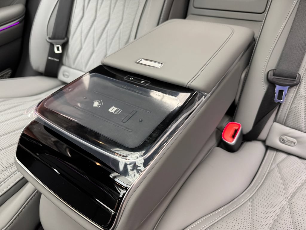 New 2026 Mercedes-Benz S 63 AMG S image 24
