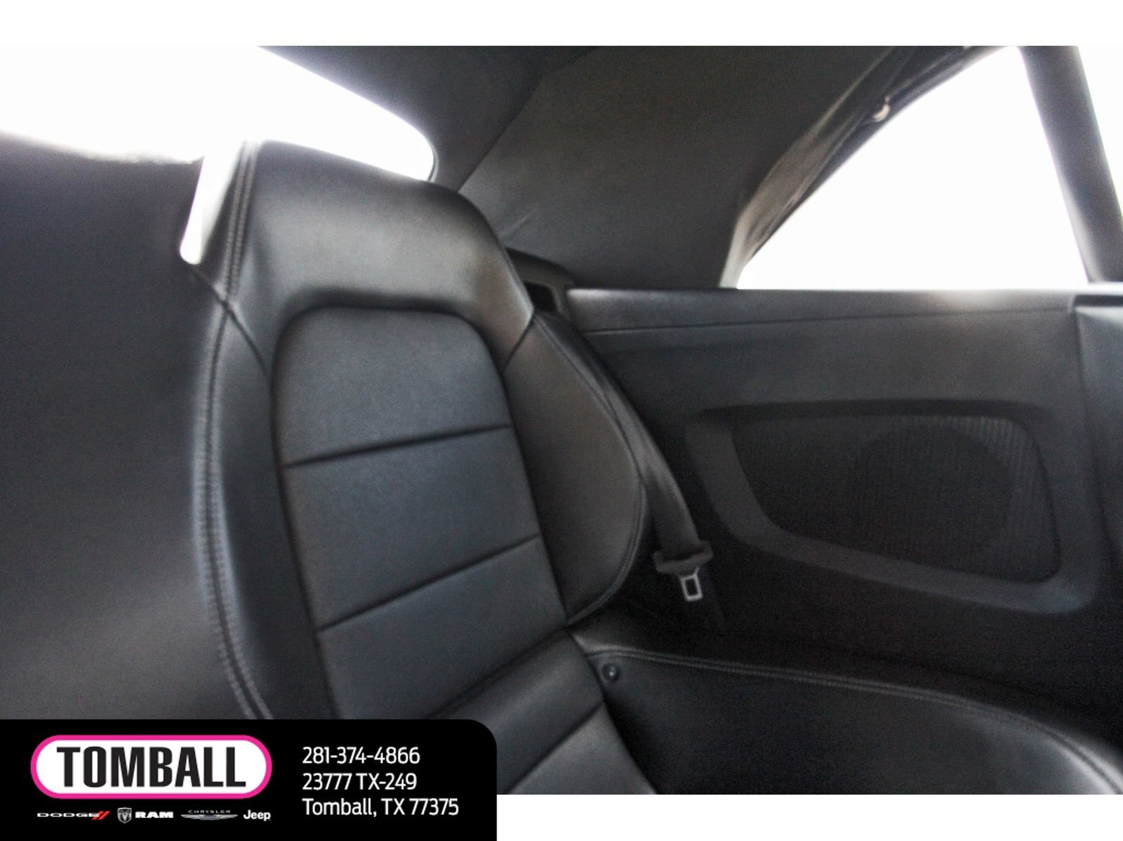 Used 2018 Ford Mustang GT Premium RWD image 12