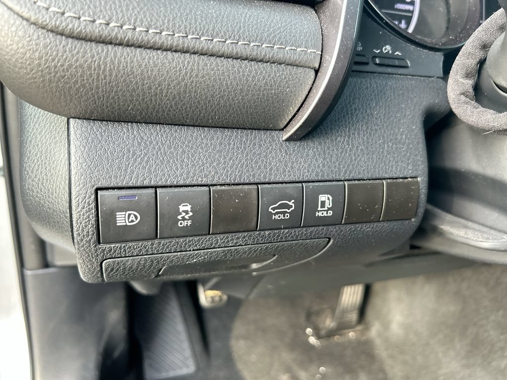Certified 2024 Toyota Camry SE FWD image 14