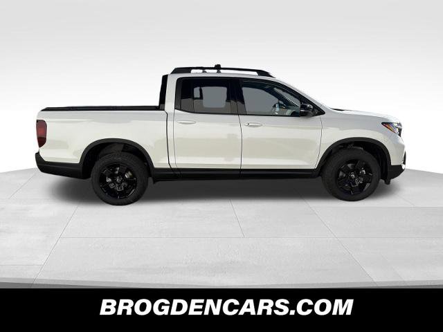 New 2026 Honda Ridgeline Black Edition video 2