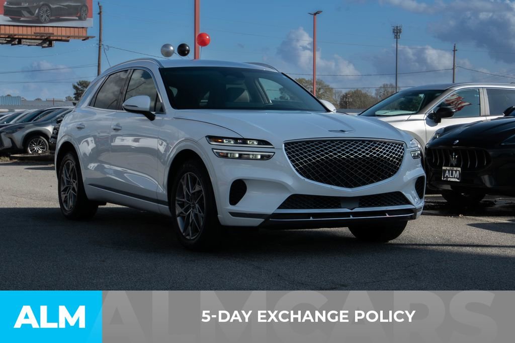 Used 2025 Genesis GV70 2.5T image 3