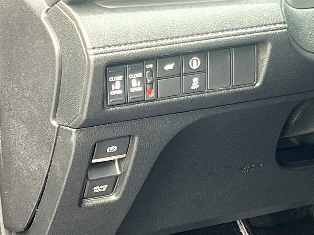 Used 2024 Honda Odyssey EX-L image 10