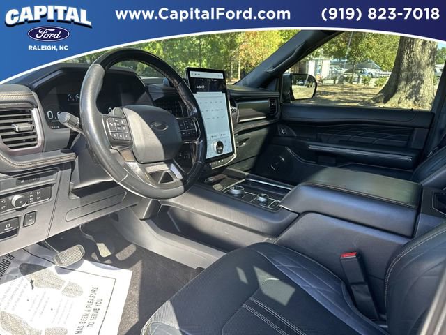 Used 2022 Ford Expedition Platinum image 18