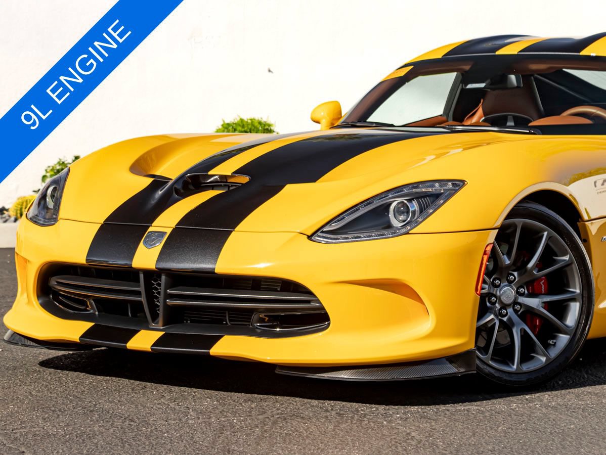 Used 2014 SRT Viper GTS w/ GTS Laguna Interior Package RWD image 2