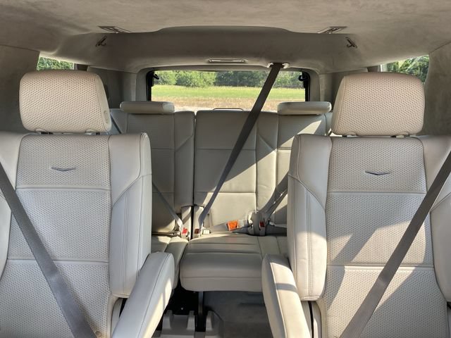 Used 2021 Cadillac Escalade Premium Luxury Platinum AWD/4WD image 41