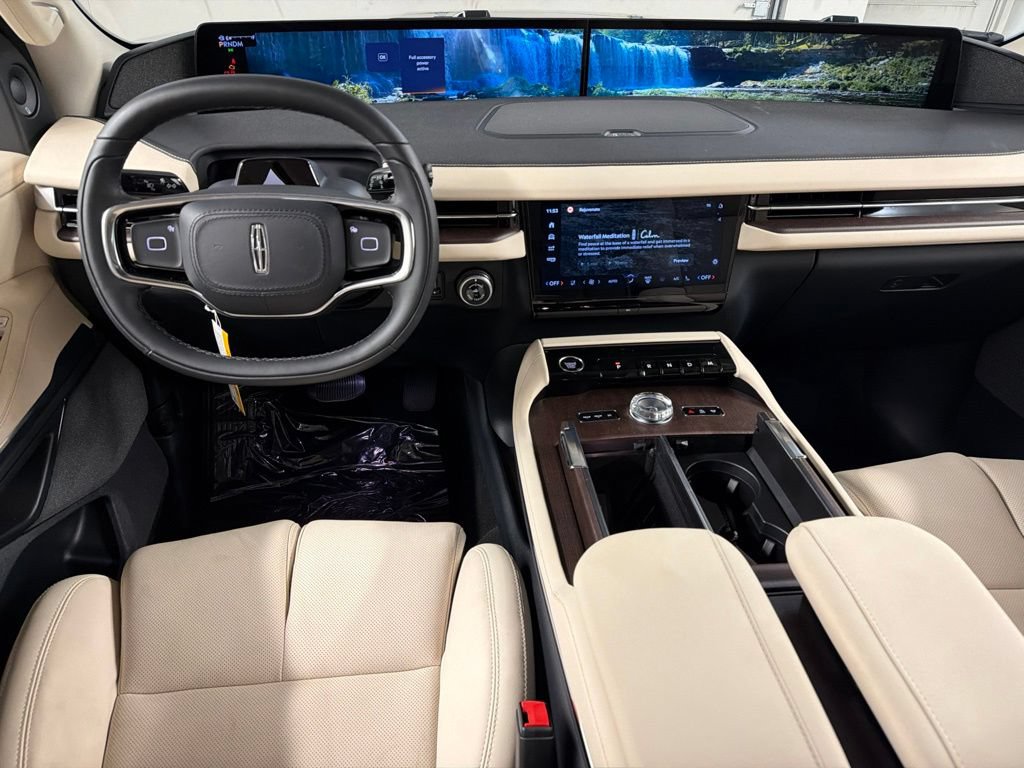 New 2027 Lincoln Navigator Reserve AWD/4WD image 8