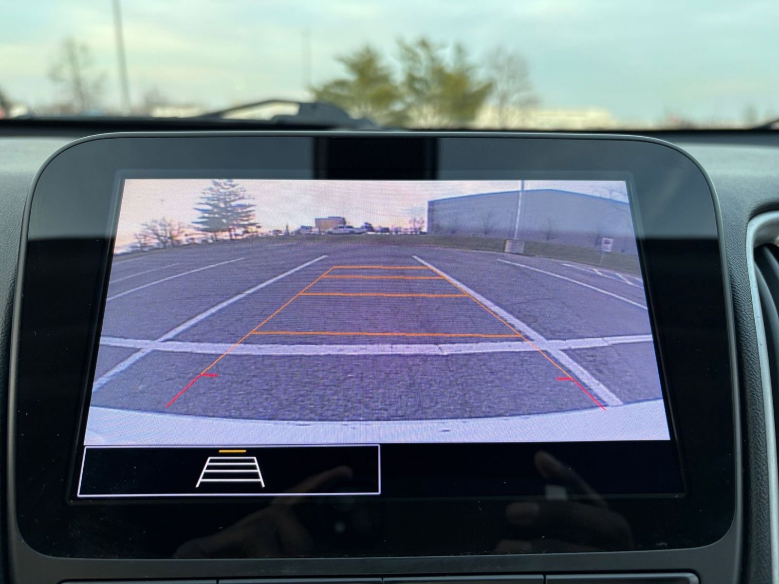 Used 2022 Chevrolet Malibu LT image 24