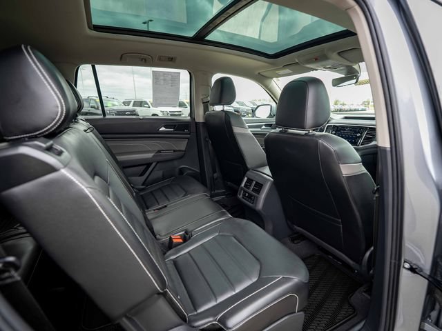 Used 2022 Volkswagen Atlas SEL Premium AWD/4WD image 26