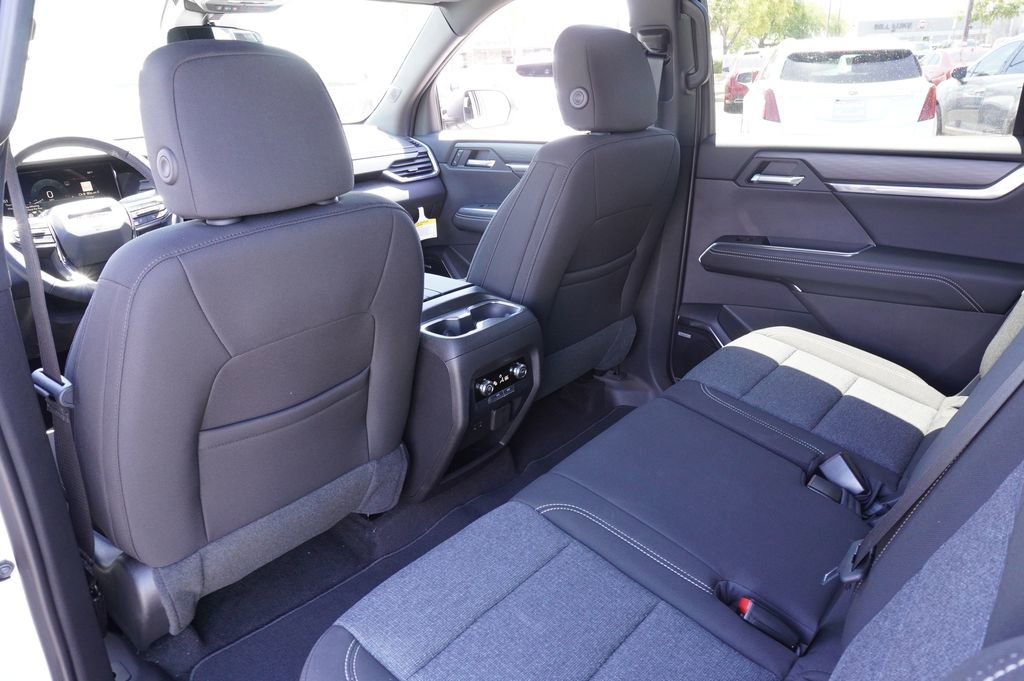 New 2025 GMC Acadia Elevation image 11