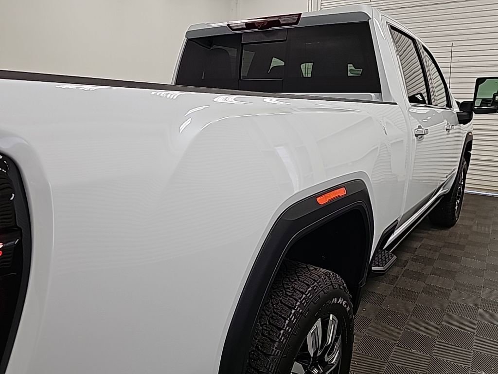 New 2026 GMC Sierra 2500 Denali w/ Denali Reserve Package image 9