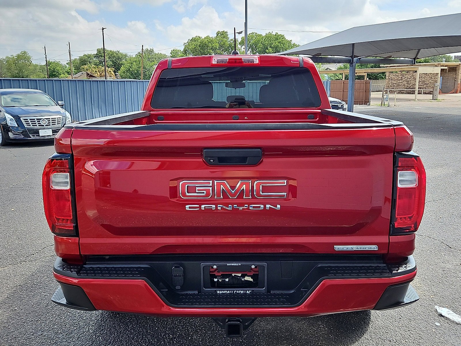 Used 2023 GMC Canyon Elevation w/ Trailering Package RWD image 4