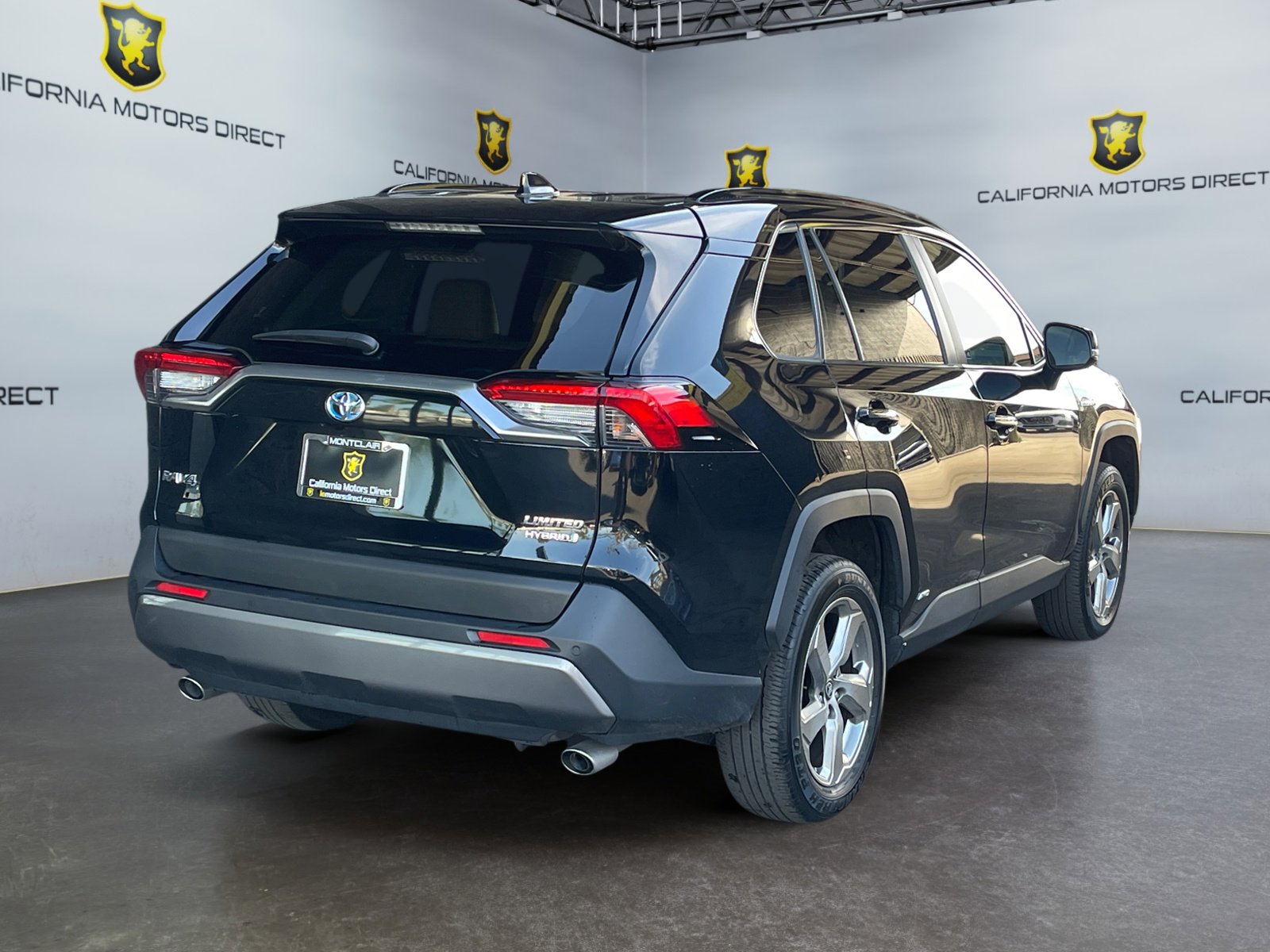 Used 2021 Toyota RAV4 Limited image 5