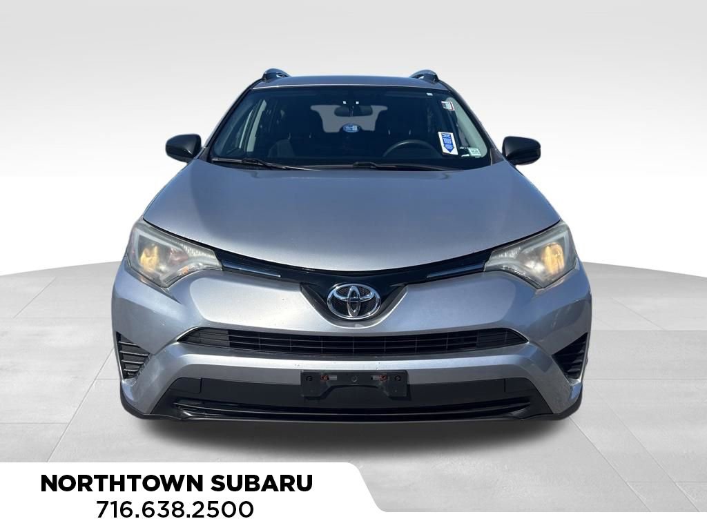 Used 2016 Toyota RAV4 LE FWD image 2