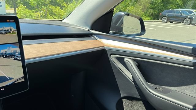 Used 2024 Tesla Model Y Performance AWD/4WD image 18