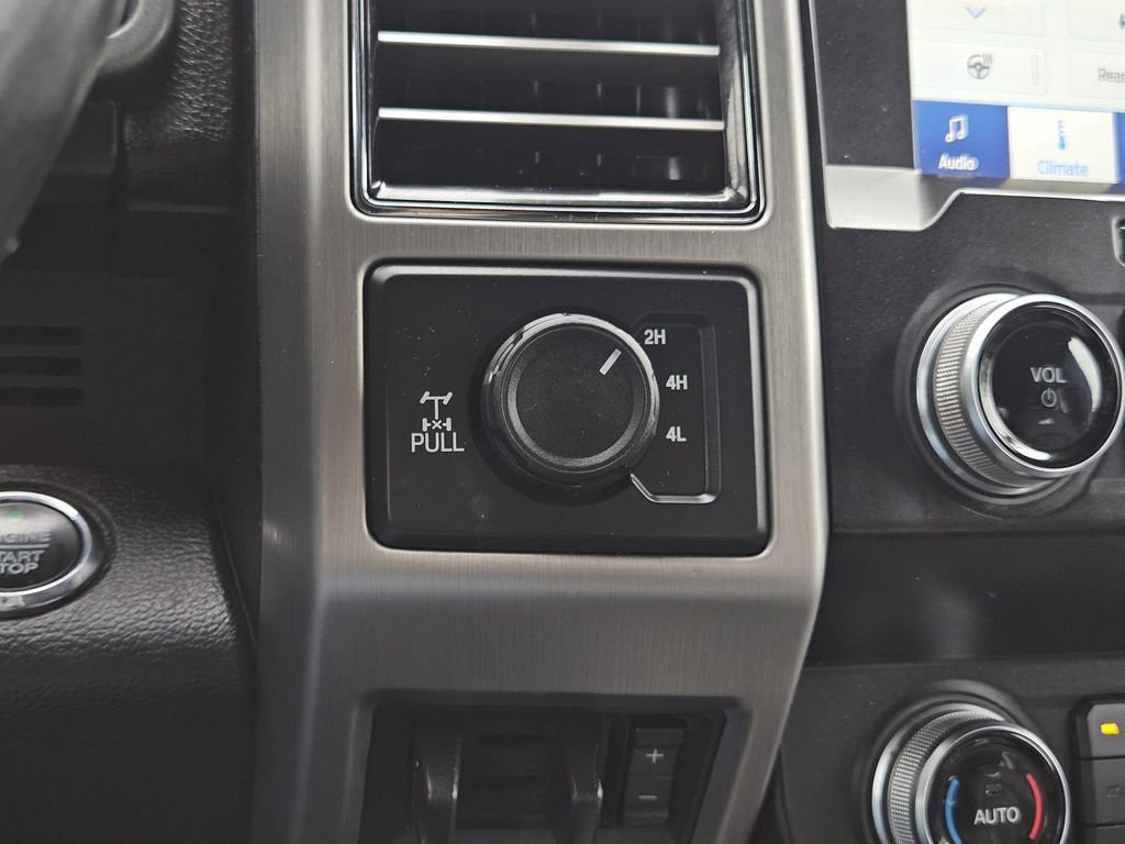 Used 2021 Ford F350 Platinum AWD/4WD image 30