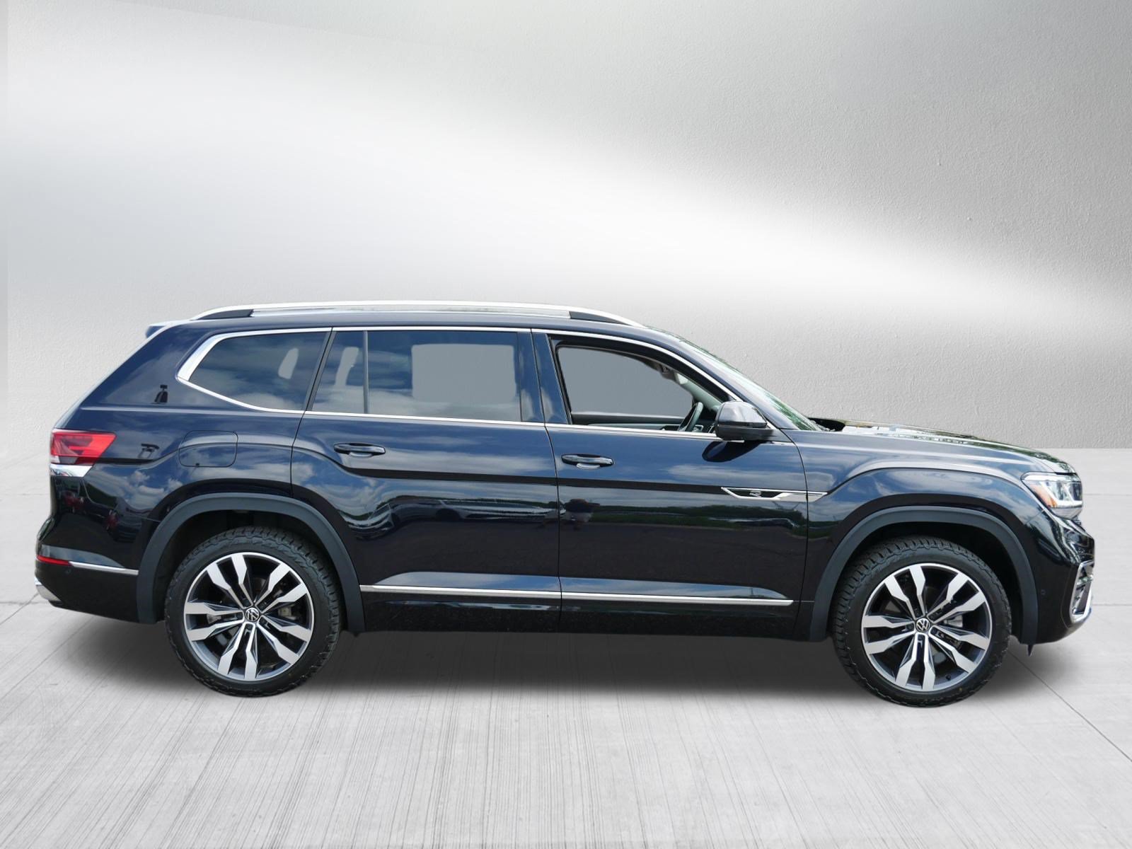 Certified 2023 Volkswagen Atlas SEL Premium AWD/4WD image 8