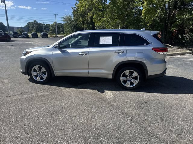 Used 2019 Toyota Highlander Limited FWD image 8