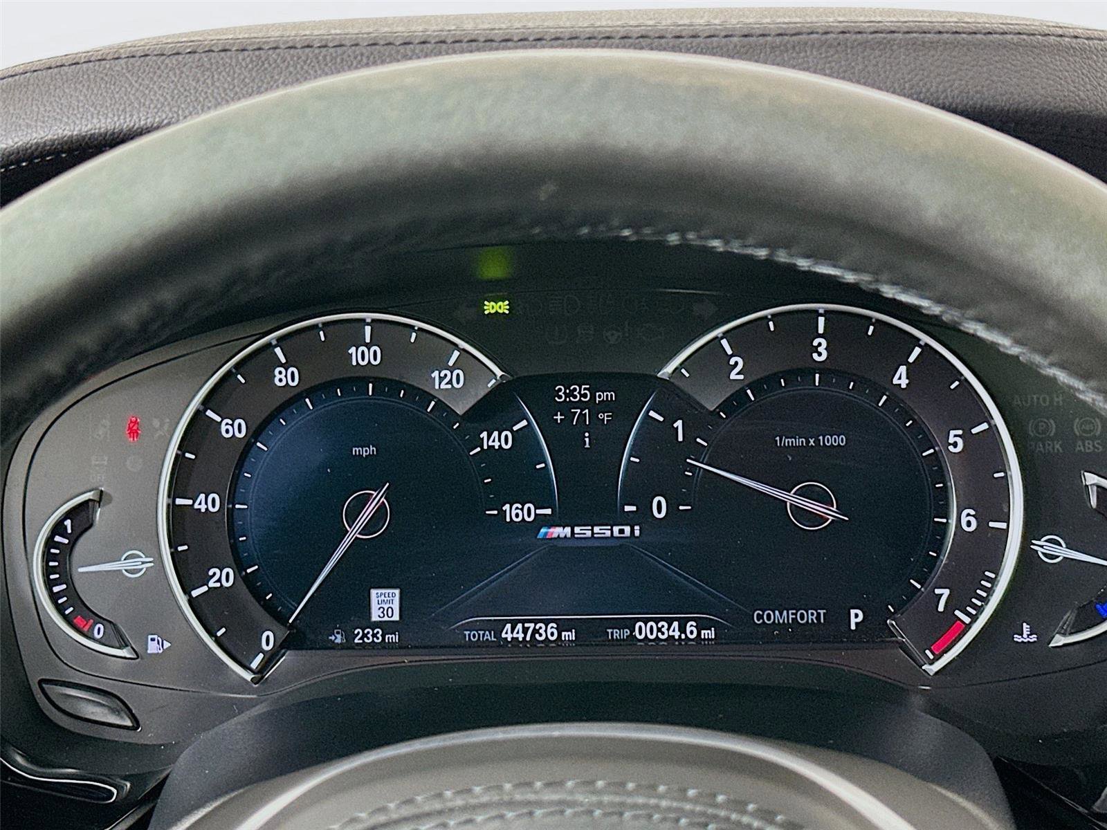 Used 2018 BMW M550i xDrive image 12