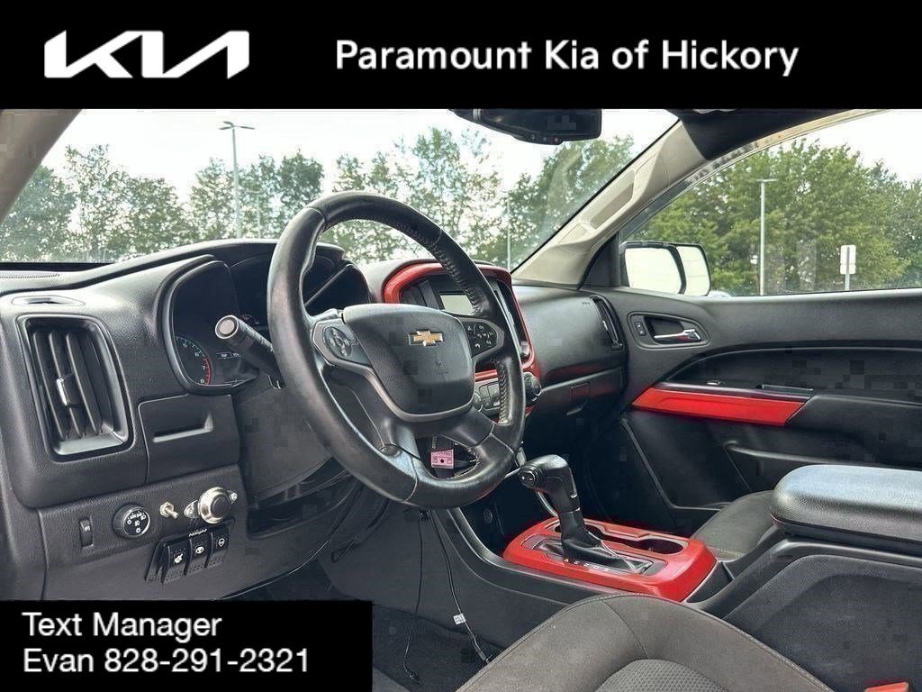 Used 2015 Chevrolet Colorado LT w/ LT Convenience Package image 12