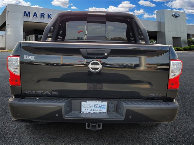 Used 2024 Nissan Titan SV w/ SV Bronze Edition Package image 4