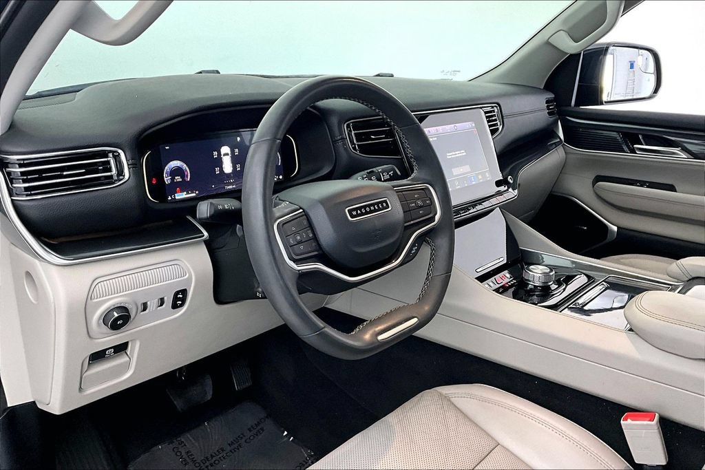 Used 2022 Jeep Wagoneer Series I RWD image 16