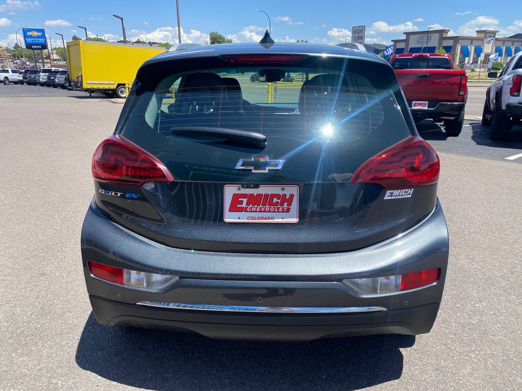 Used 2018 Chevrolet Bolt Premier w/ Driver Confidence II Package FWD image 4