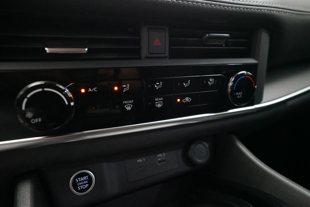 Used 2023 Nissan Rogue S AWD/4WD image 20
