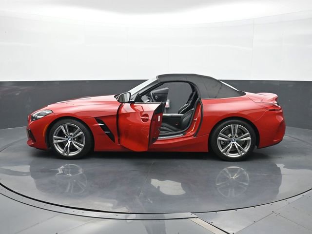 Used 2020 BMW Z4 sDrive30i w/ Executive Package RWD image 23