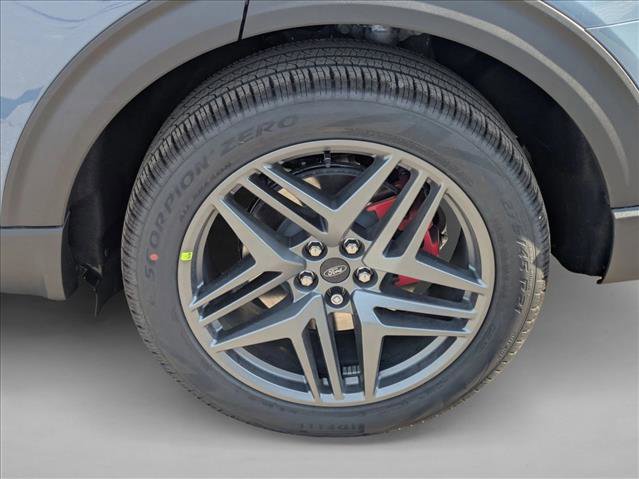 New 2026 Ford Explorer ST w/ Sun And Sound Package image 10